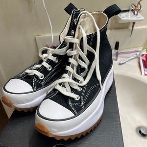 Converse Run Star Hike Platform Black - Men’s 4.5. GS/Boys 5. Lightly Worn